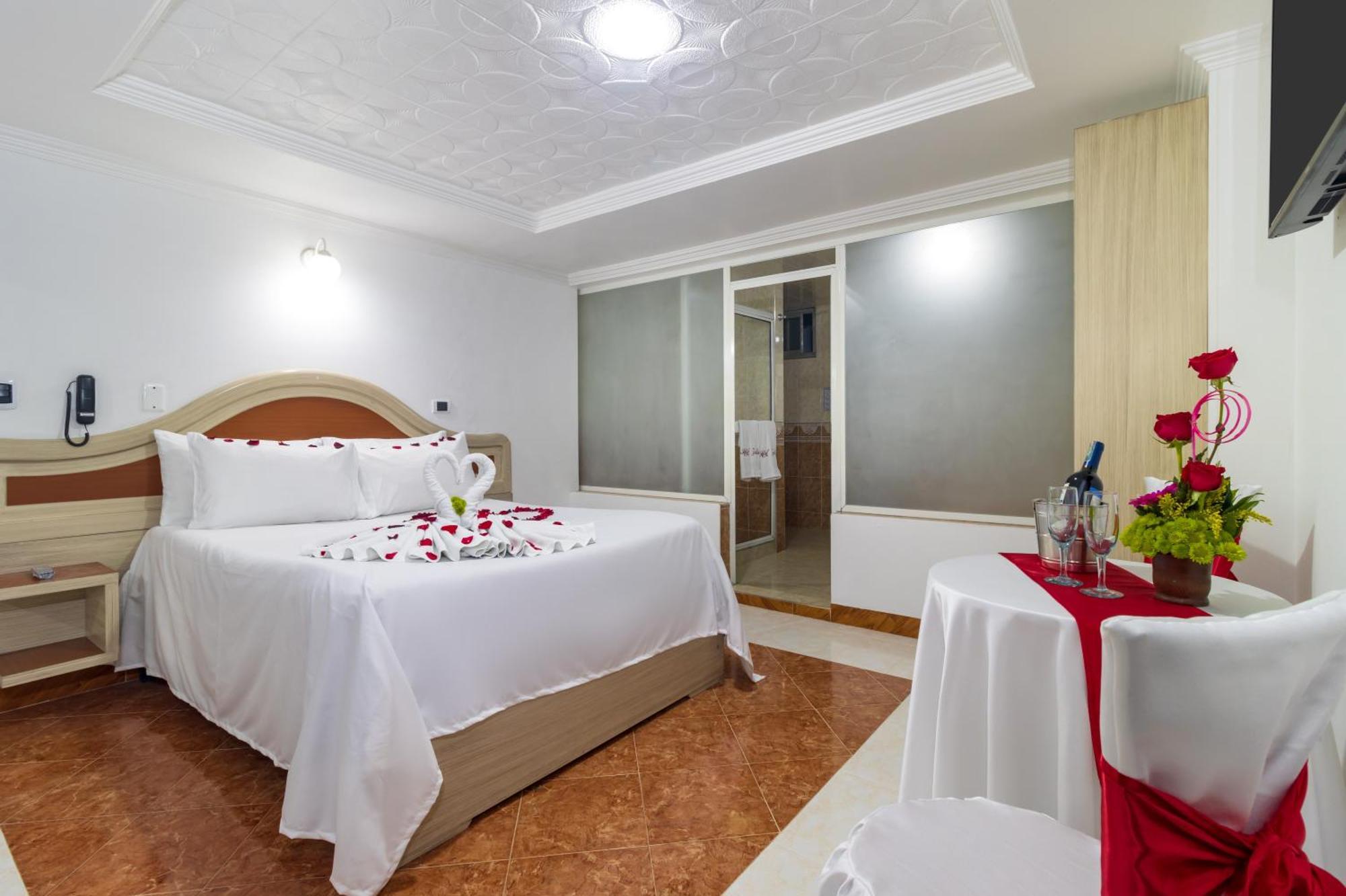Hotel Zulita Богота Экстерьер фото